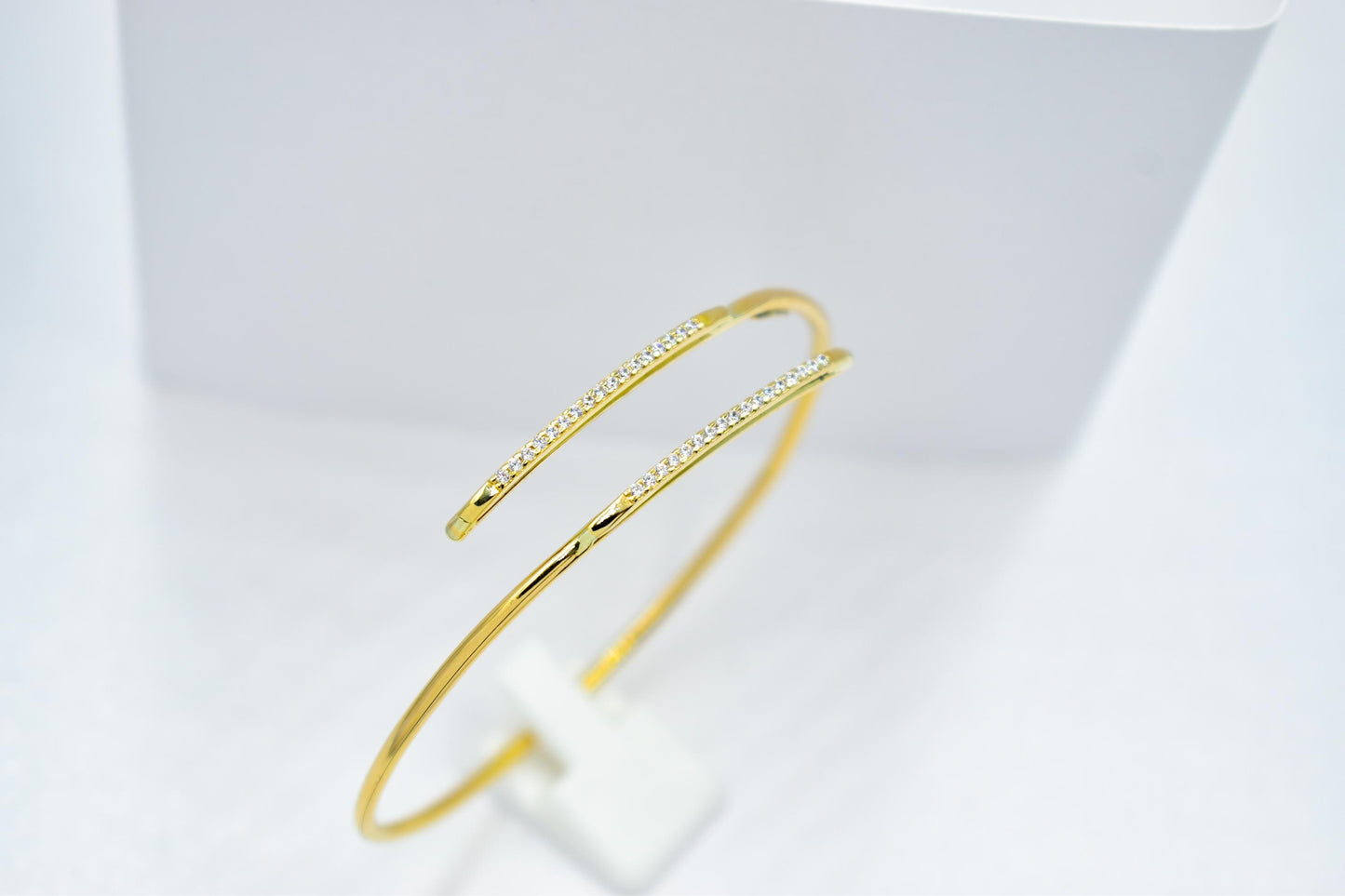 14K Solid Gold Bangle Bracelet • Handmade Open Cuff • Zircon or Diamond Option • Stackable Real Gold Jewellery • Gift for Her • Gift for Mom
