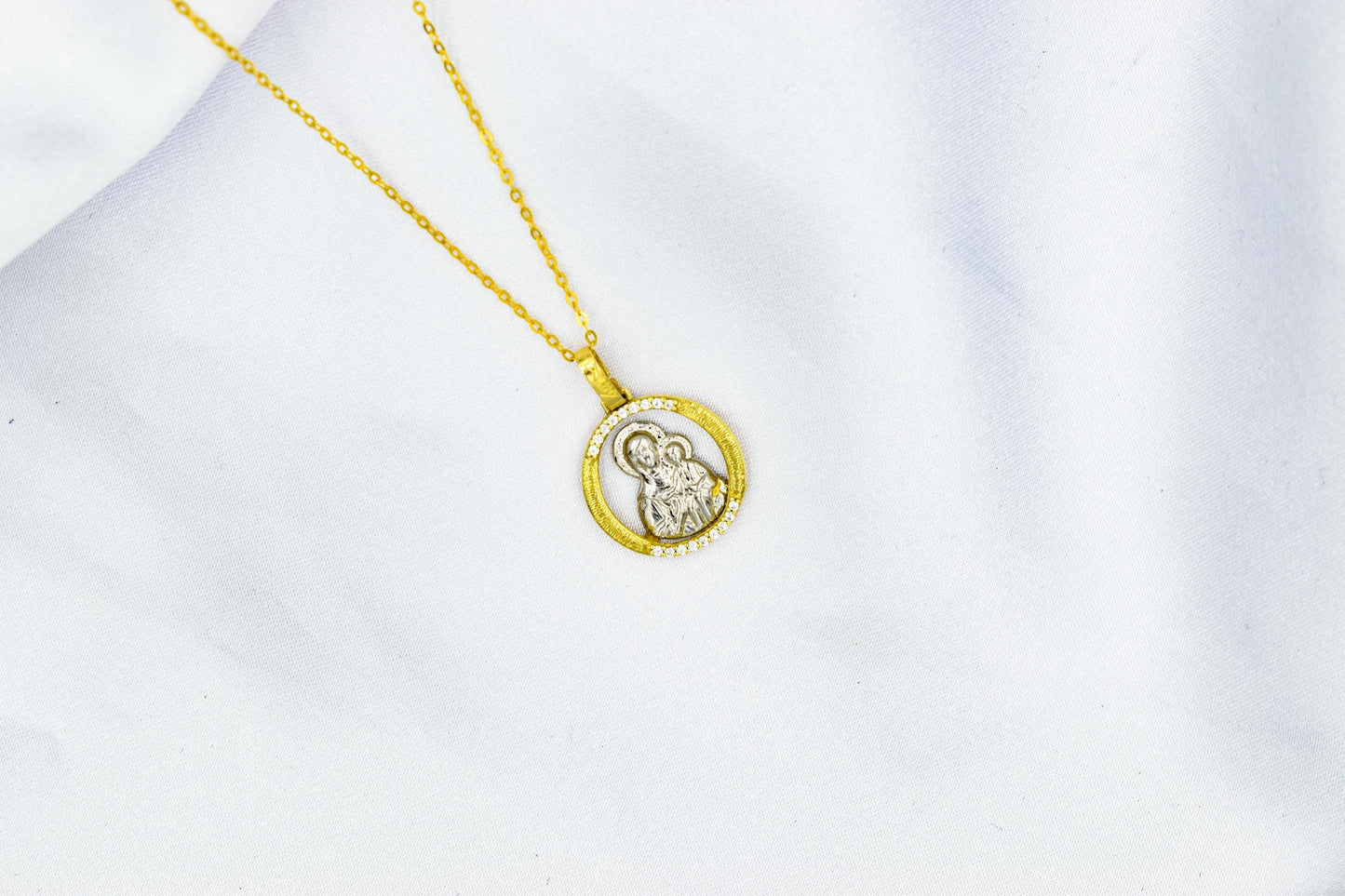 Παναγία με Χριστό παιδί σε Κύκλο με Ζιργκόν Κ14