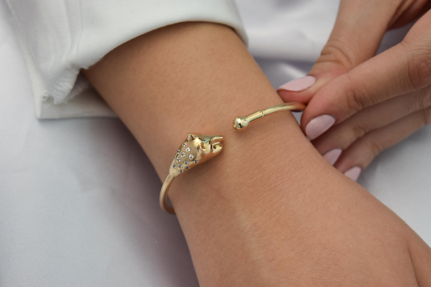 14K Panther Head Bangle Bracelet,14K Gold Bangle Panther Head Bracelet,Ancient Greece,Gold Animal Bangle,Animal Jewellery,Animal Lucky Jewel