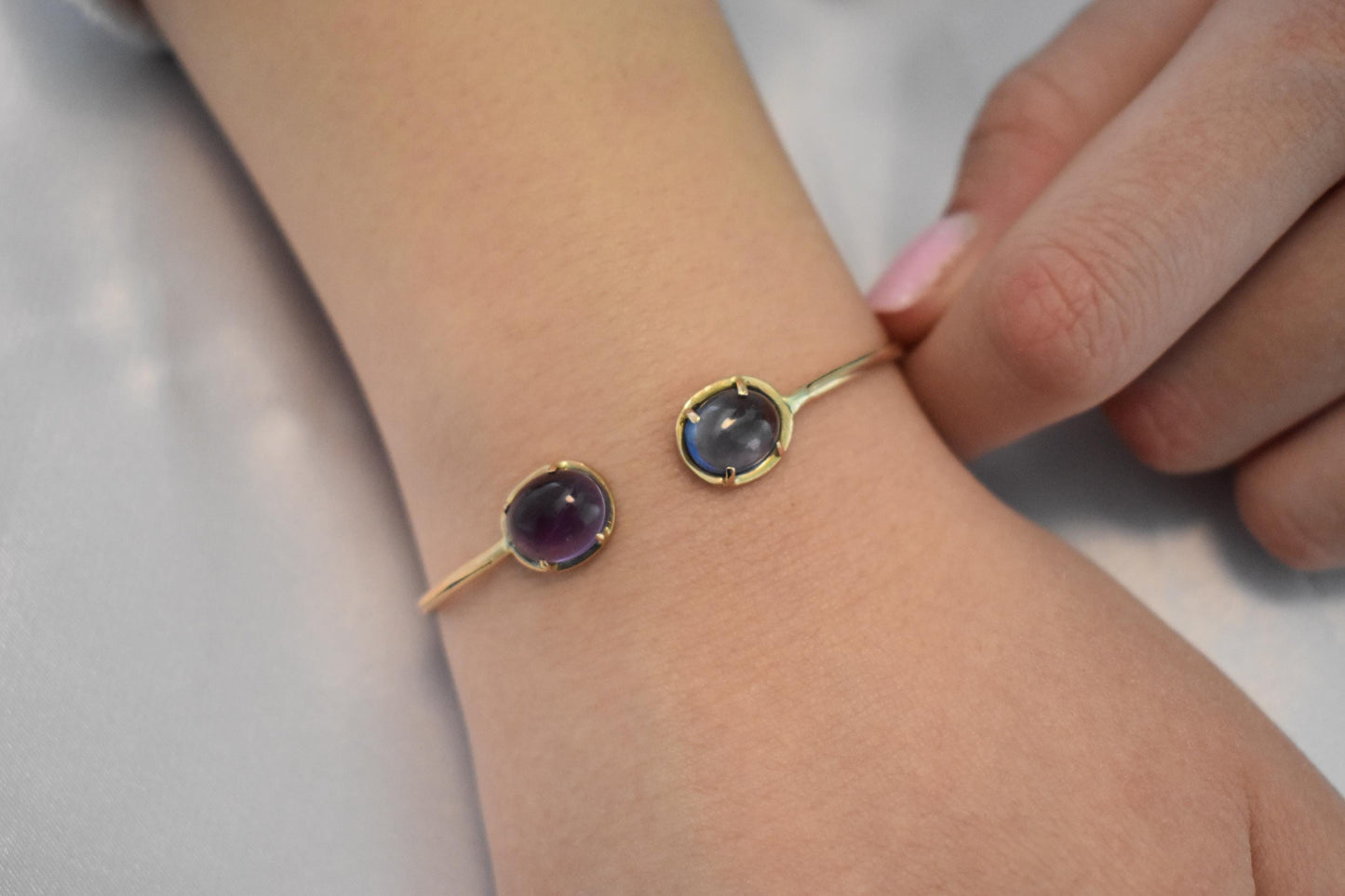 14K Gold Bracelet Amethyst,Dainty Natural Amethyst Bangle Bracelet,Custom Gold Bangle,Graduation Gift for Her,Wedding & Engagement Gift