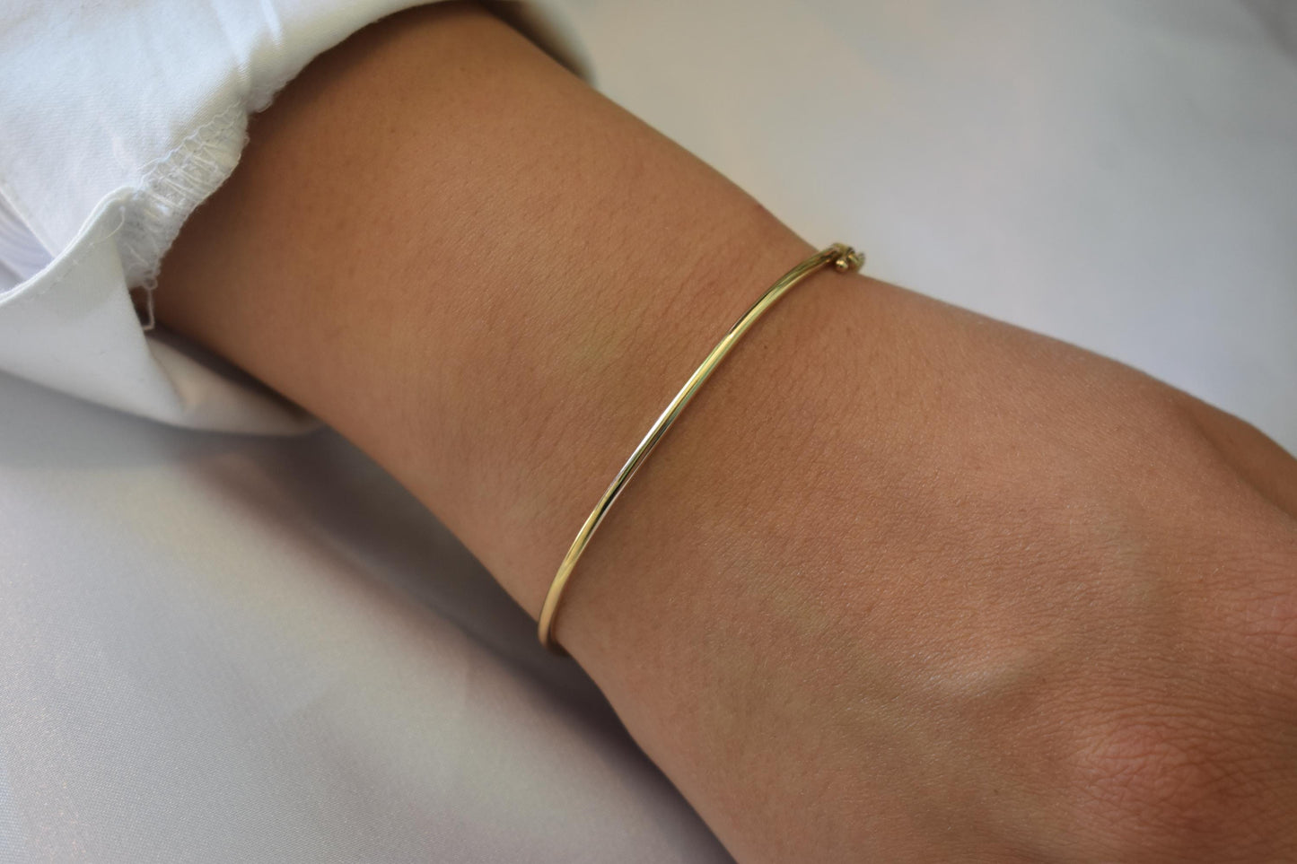 Minimal 14k Gold Bangle,Thin Solid Gold Bracelet,Handmade Dainty Jewelry,Stackable Gold Cuff,Elegant Custom Fit Gift for Her,Classic Bangle