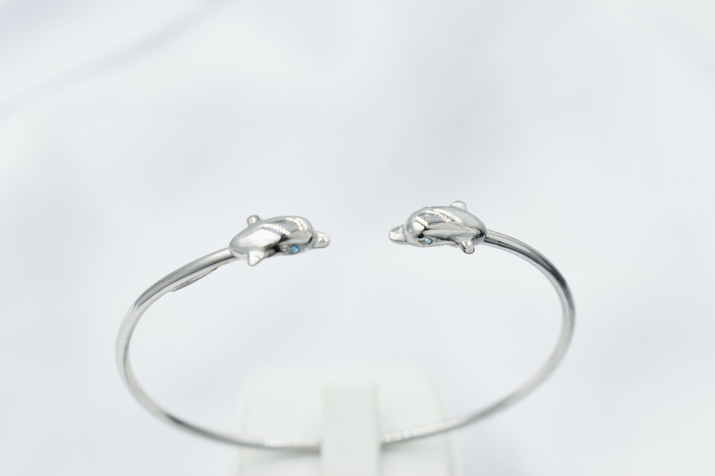 14k White Gold Dolphin Bangle Bracelet,Dolphin Bracelet,Gold Sea Animal Bracelet Bangle,Gold Summer Bracelet,Gift for Mom & Her