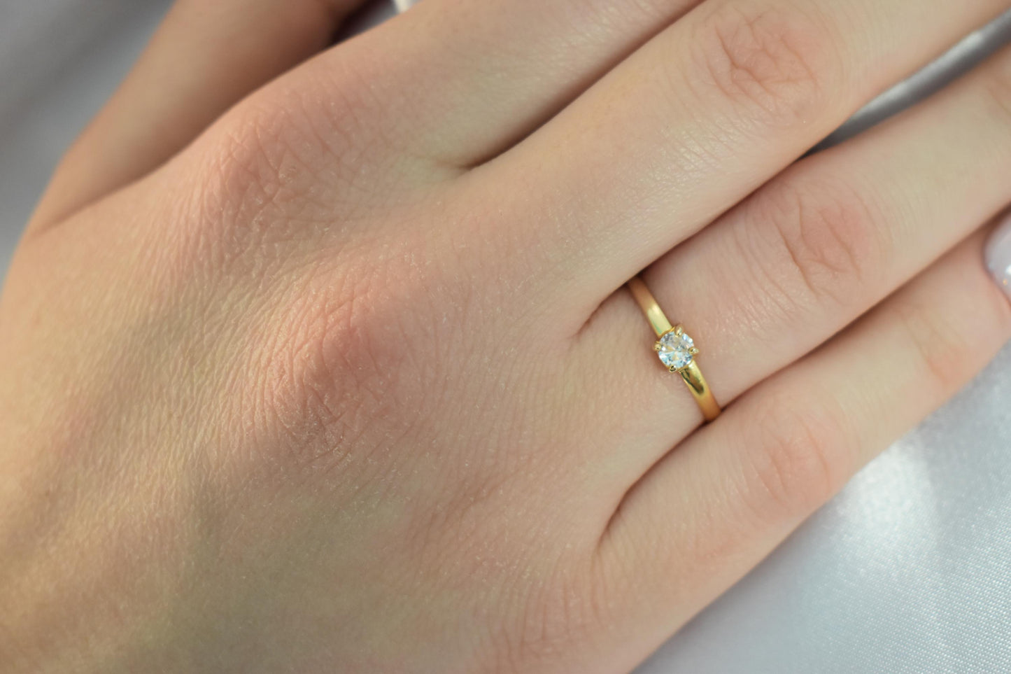 14K Solid Gold Thin Minimalist Ring–White Zircon, Stackable Jewellery Gold Ring,Wedding & Engagement Stacking Ring,Minimalist Ring for Her