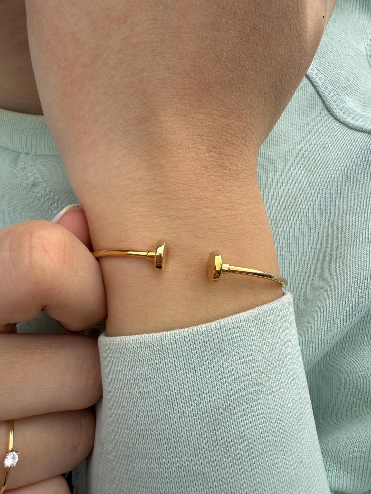 14K Gold Handcrafted Bangle,Exclusive Bracelet for Wedding & Engagement,Minimalist Bracelet,Bracelet for Mom and Her,Stackable Bracelet