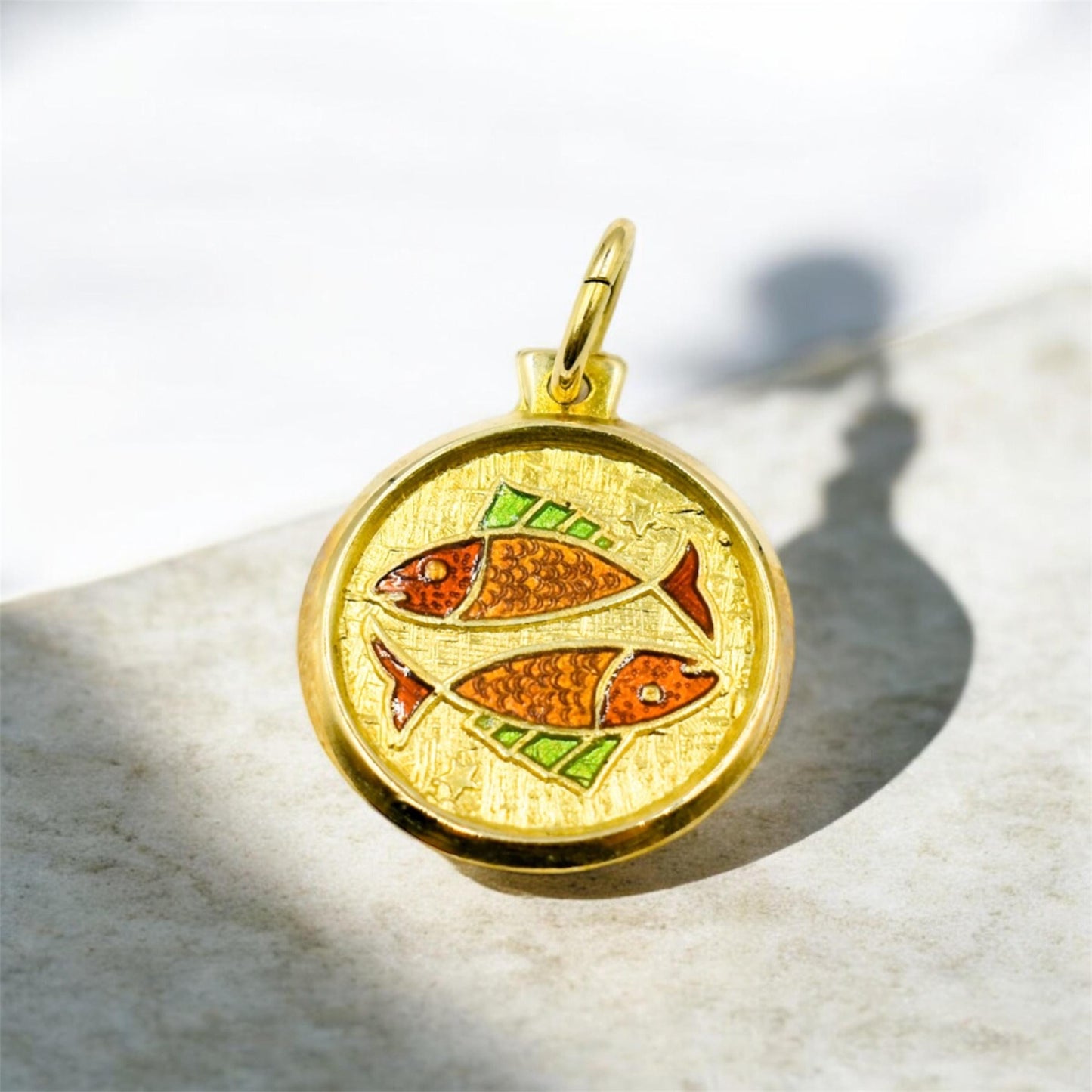 Χρυσό Μενταγιόν Ιχθύες 14Κ με Σμάλτο