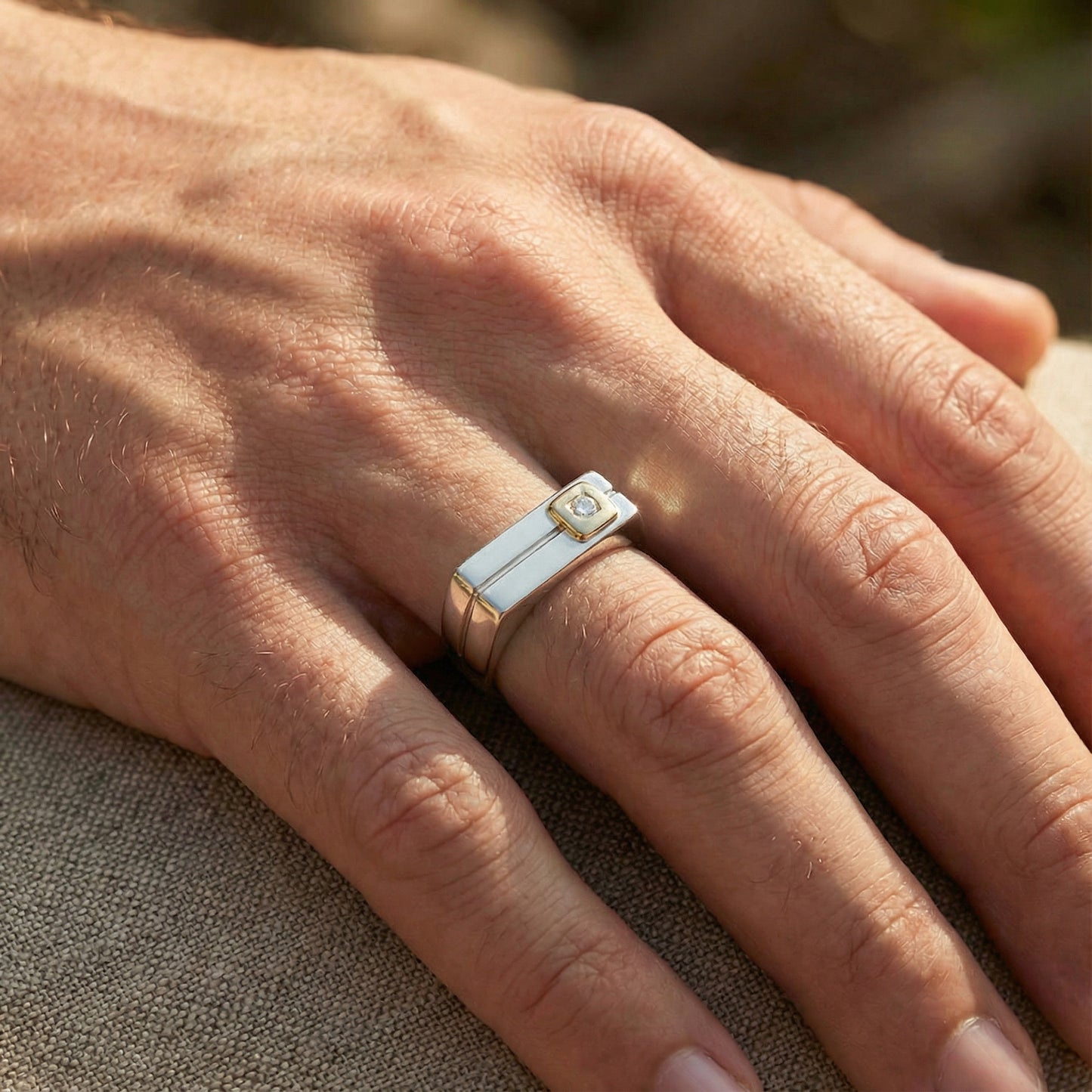 Ανδρικό Λευκόχρυσο Δαχτυλίδι με Zircon K14