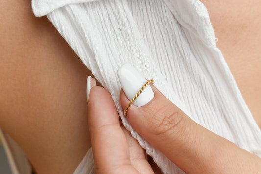 14K Solid Gold Thin Twist Stackable Ring,Stacking Rings,Solid Gold Ring, Gold Rings,Thin Elegant Solid Gold Ring,Gift for Him & Her