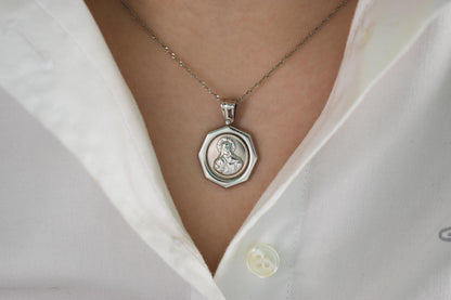 Λευκόχρυσο Μενταγιόν (Ιησούς Χριστός) Κ14