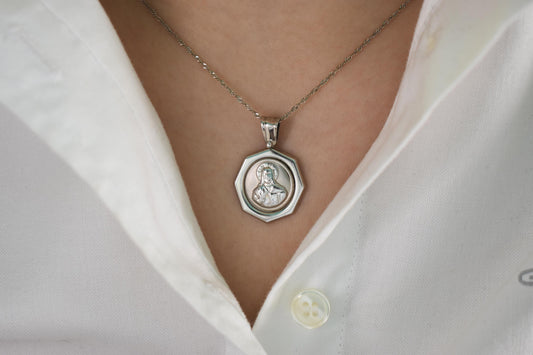 Λευκόχρυσο Μενταγιόν (Ιησούς Χριστός) Κ14