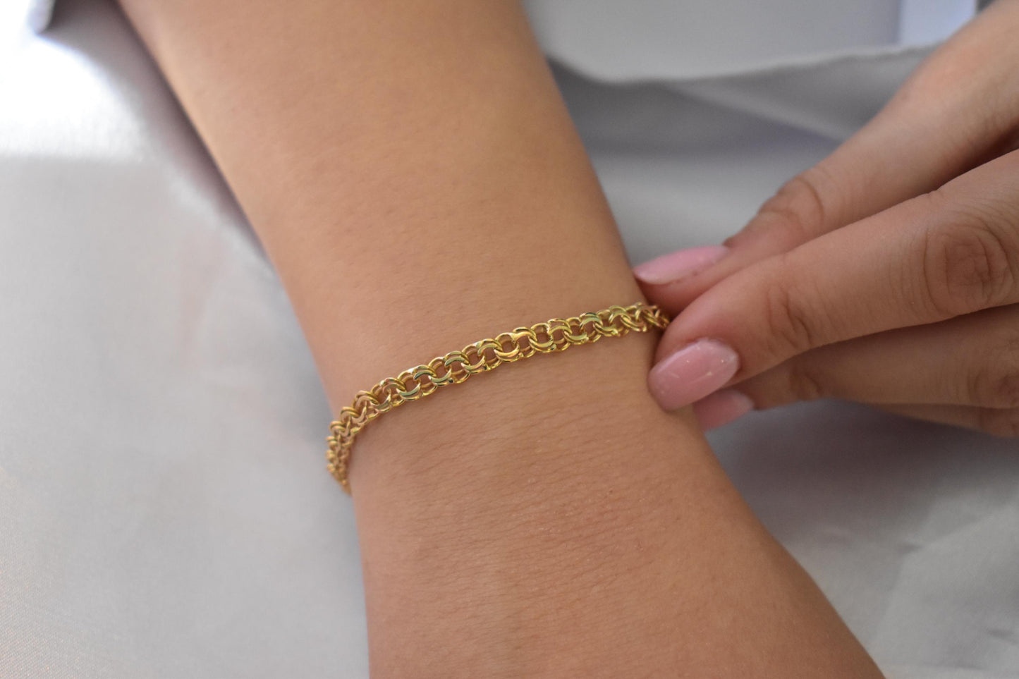 14K Gold Curb Chain Bracelet,Stackable Gold Bracelet,Franco Chain,Chain Bracelet,Retro Chain Bracelet, Vintage Look Chain,Anniversary Gift