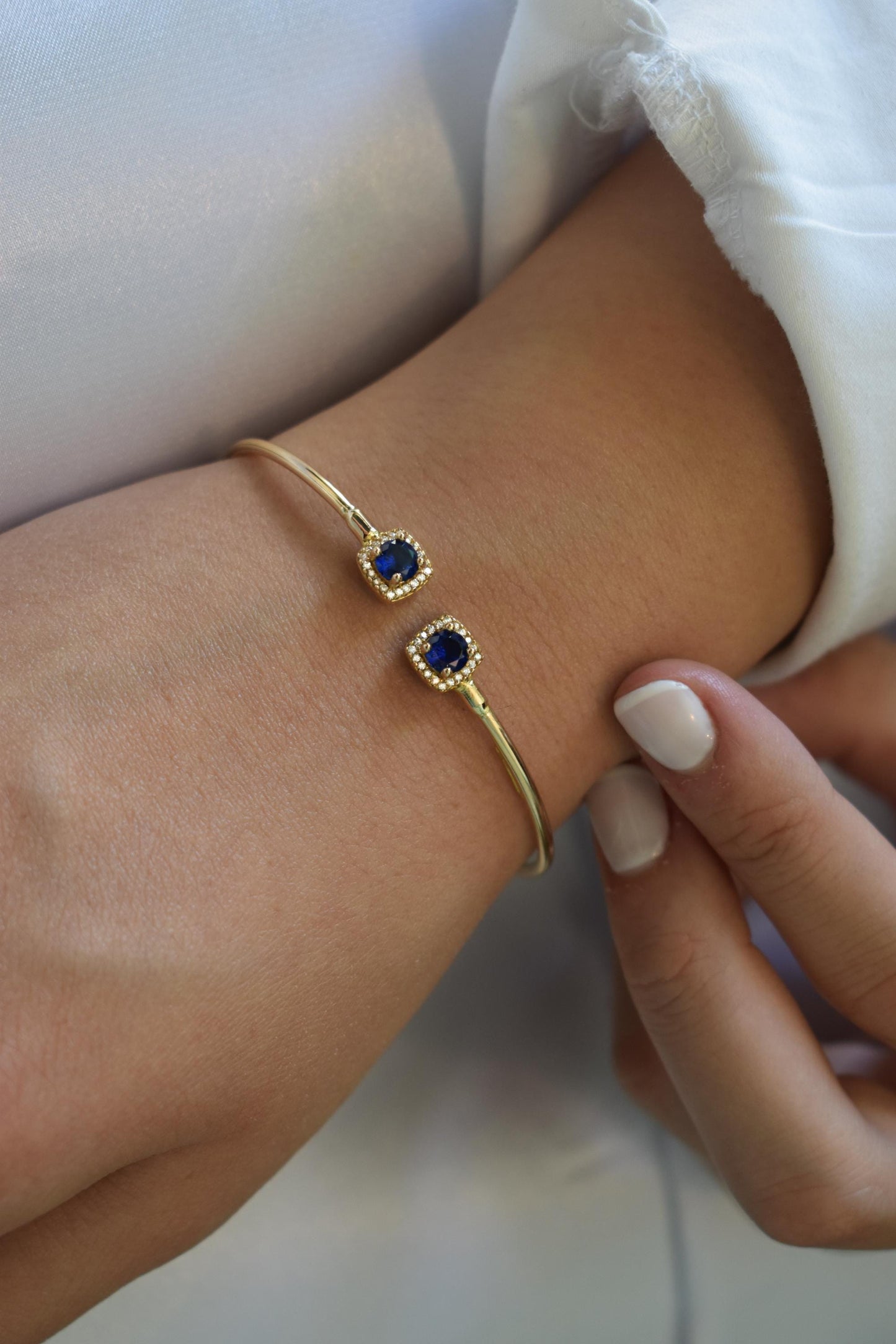 14K Gold Bangle Bracelet,Princess Inspired Bracelet,Wedding & Engagement Bracelet,Dainty Zircon Bracelet,Vintage Bracelet,Gifts For Her