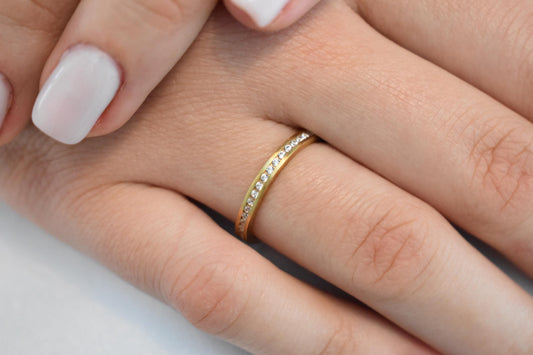 14K Solid Gold Eternity Band Ring–Elegant Stackable Jewelry,Timeless Gold Band for Weddings,Wedding Band Stacking Ring for Him Her