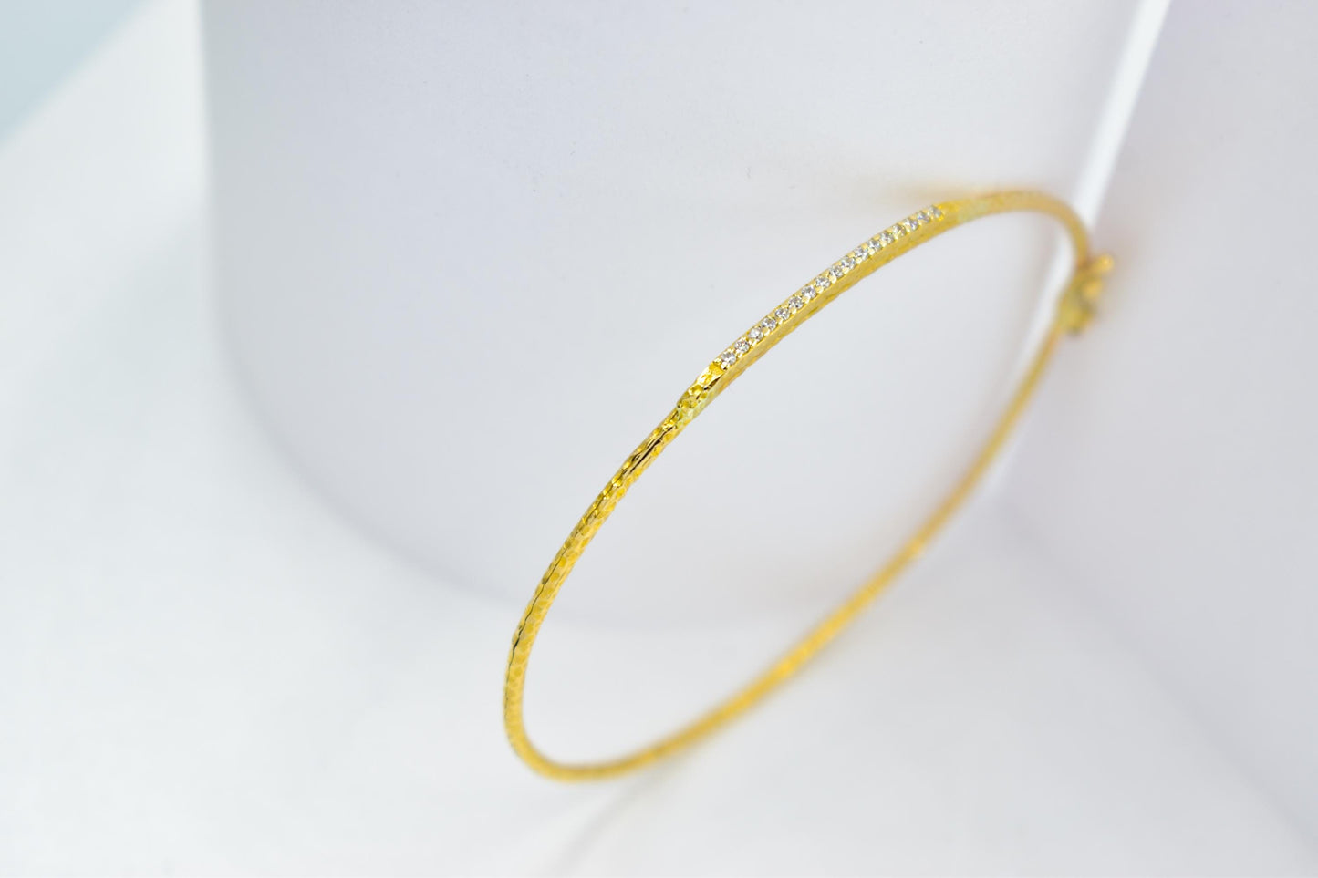 14K Gold Hammered Bar Bracelet,VVS1 Diamond or Zircon Cuff,Dainty Custom Bangle, Minimalist Stacking Gold Jewellery Gift for Her