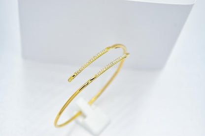14K Solid Gold Bangle Bracelet • Handmade Open Cuff • Zircon or Diamond Option • Stackable Real Gold Jewellery • Gift for Her • Gift for Mom