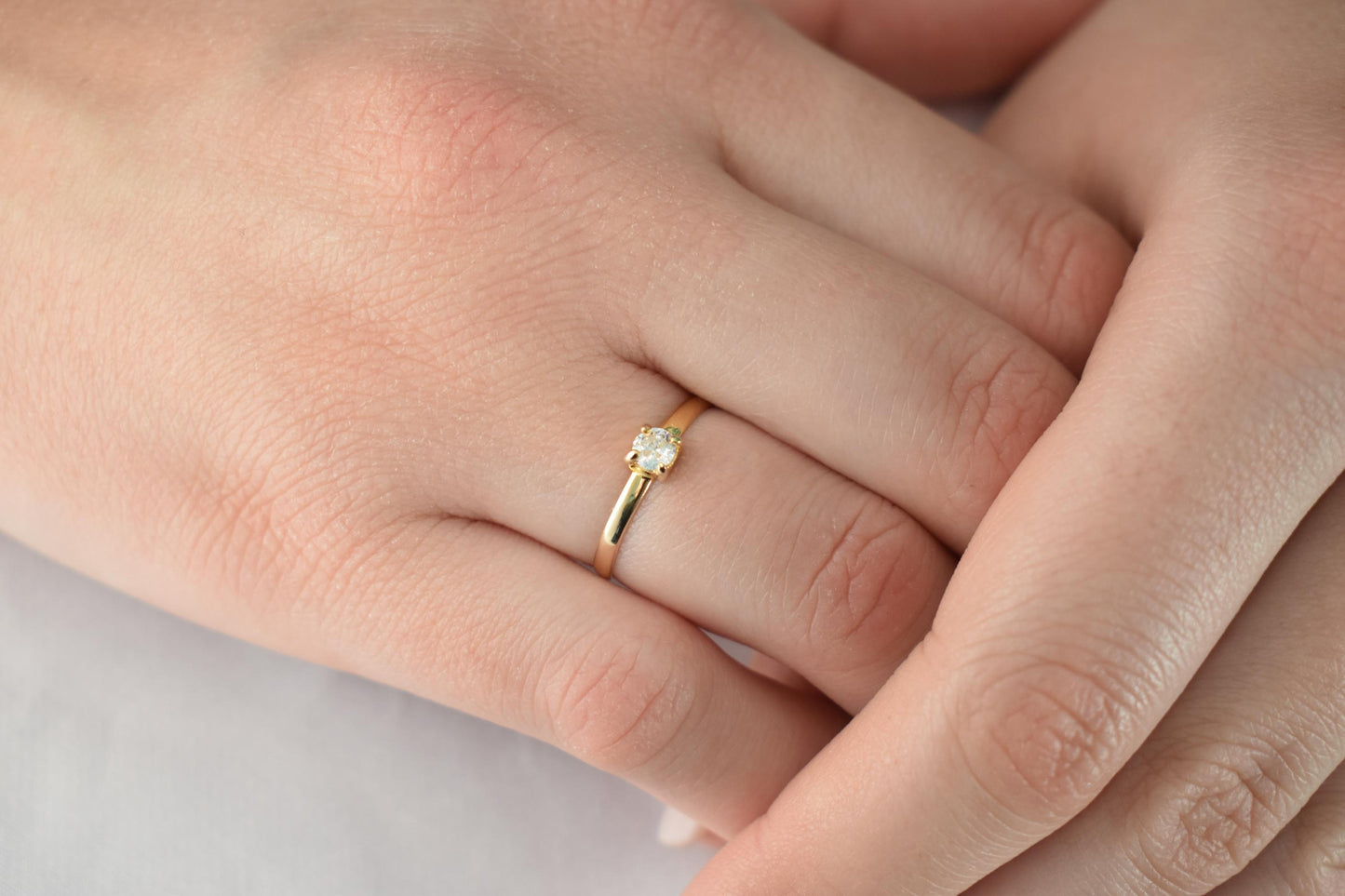 14K Solid Gold Thin Minimalist Ring–White Zircon, Stackable Jewellery Gold Ring,Wedding & Engagement Stacking Ring,Minimalist Ring for Her