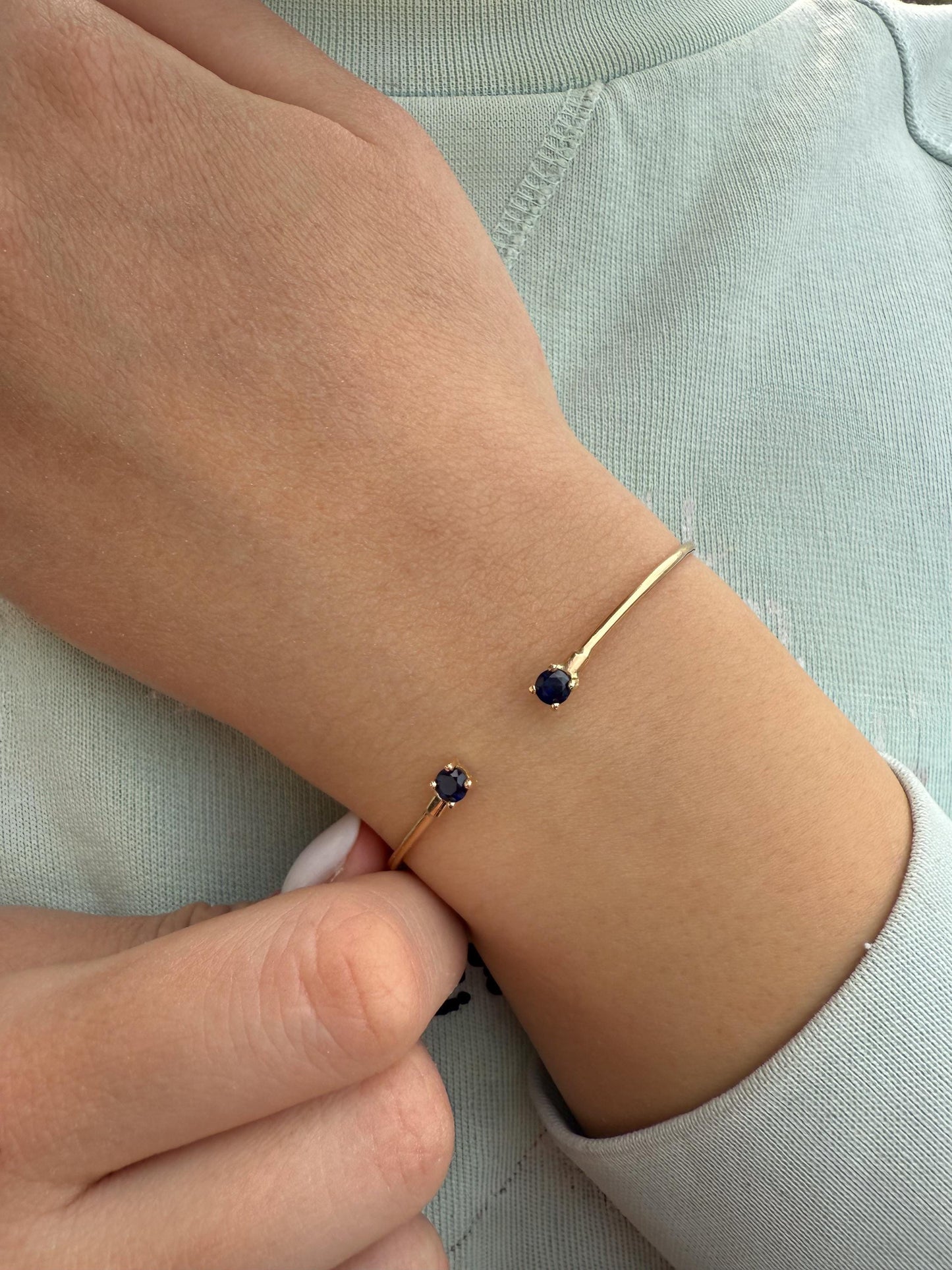 14K Gold Solid Bangle Sapphire,Luxury Sapphire Bangle, Bridal & Engagement Bangle,Bangle Sapphire Bracelet,Dainty Sapphire Bracelet