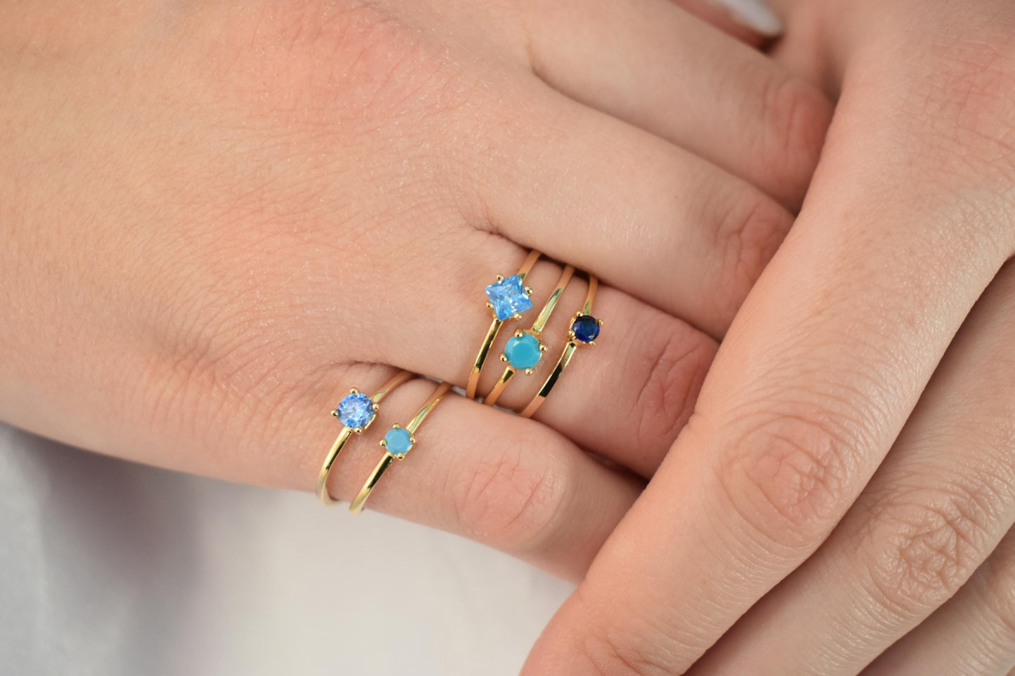 14K Solid Gold Thin Minimalist Ring–Round Turquoise, Stackable Jewellery Gold Ring,14K Wedding & Engagement Stacking Ring, Ring for Her