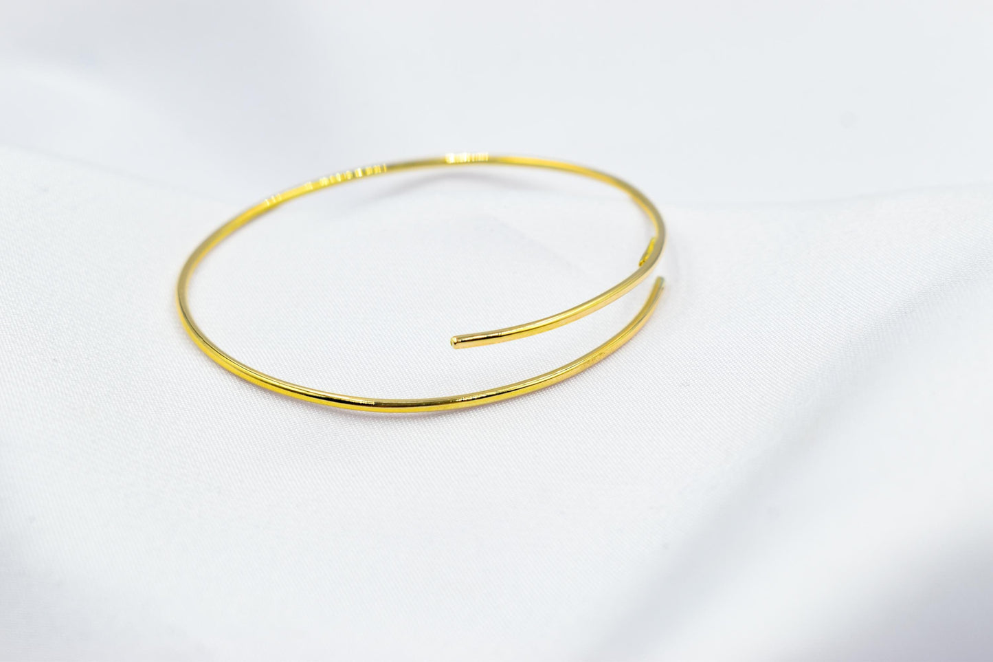 14k Plain Gold Classic Bangle Slip on Bracelet,Handmade Gold Bangle Bracelet,Elegance Minimalist Bangle Bracelet,Cuff Bangle for Her