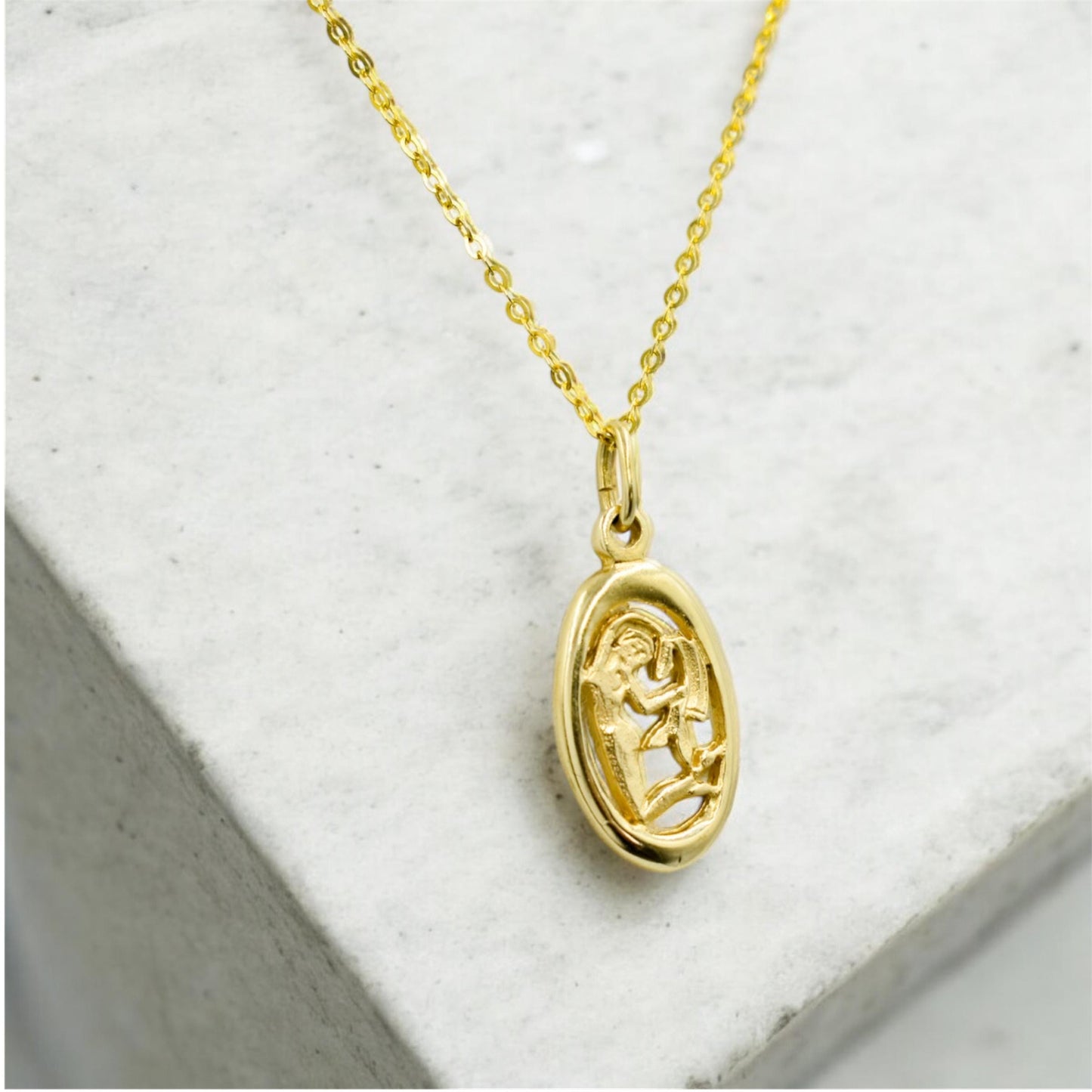 Χρυσό Μενταγιόν Παρθένος 14Κ