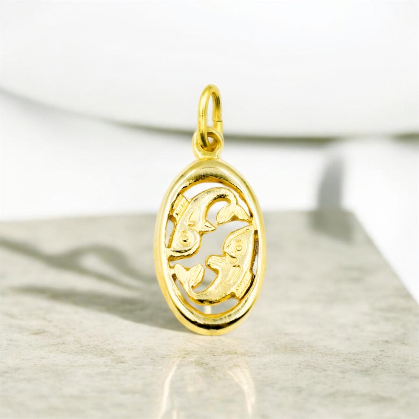 Χρυσό Μενταγιόν Ιχθύες 14Κ
