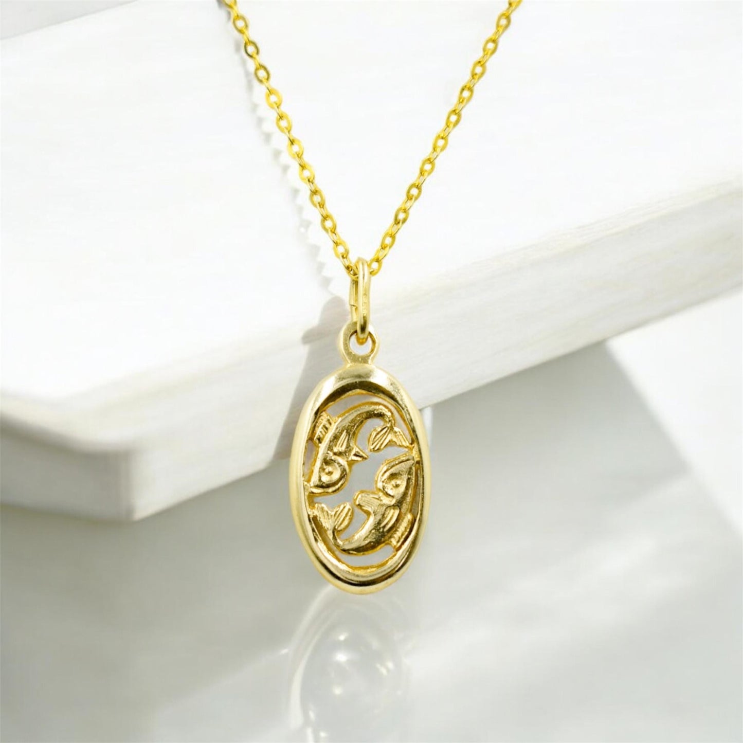 Χρυσό Μενταγιόν Ιχθύες 14Κ