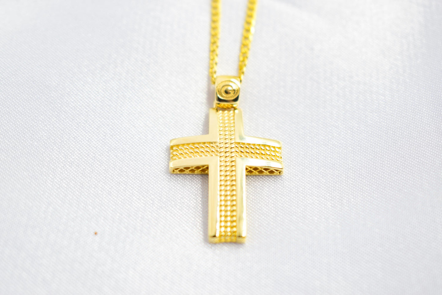 Ανδρικοί Σταυροί 14K Gold Polished Cross Pendant with Textured Center | Elegant Double-Sided Design | Men’s & Women’s Necklace Option , Baptism Gift