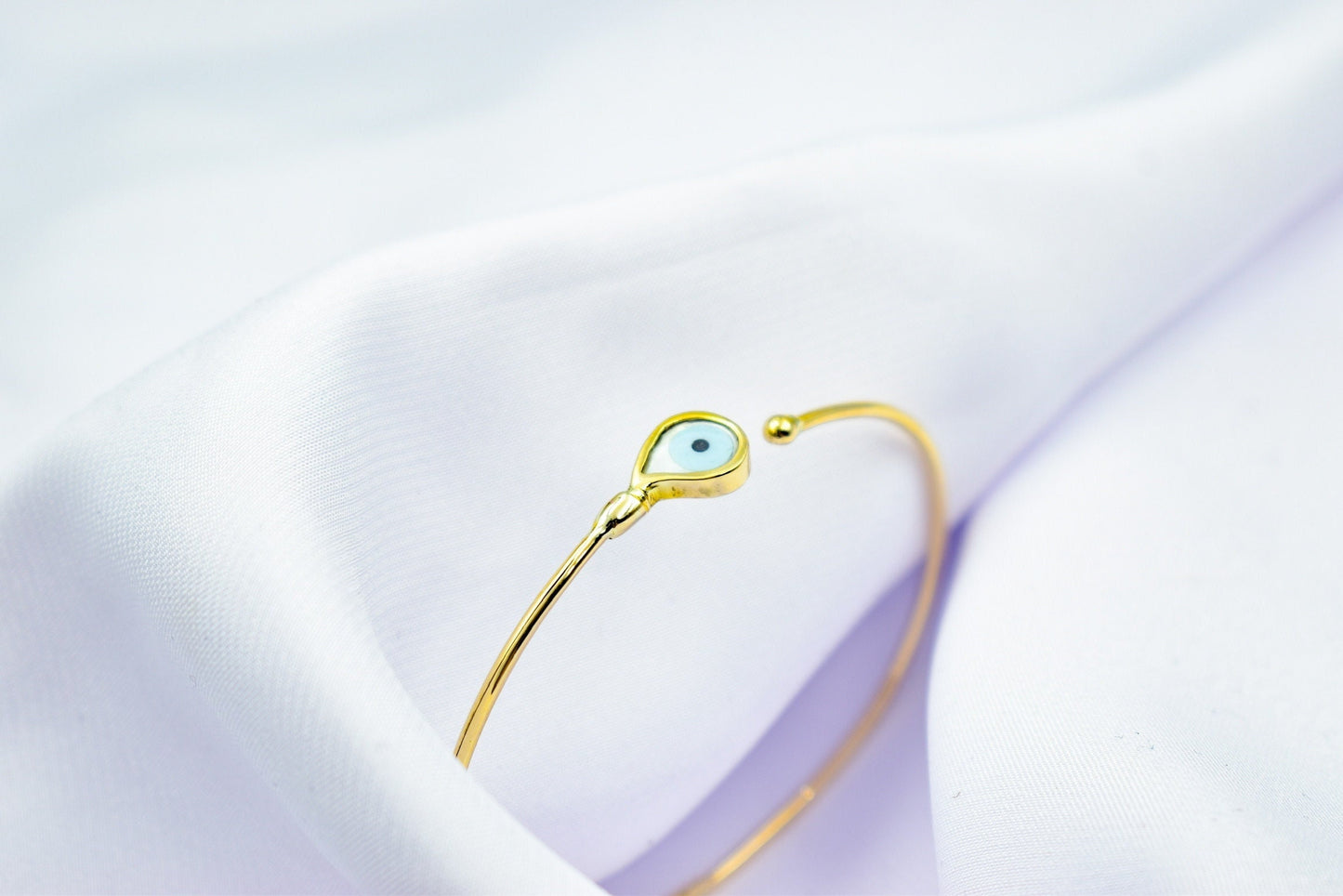 14K Gold Evil Eye Bracelet,Bangle Mother of Pearl Evil Eye,Lucky Blue Eye Bracelet,Protective Gift for Everyday Use,Gift for Mom & Her
