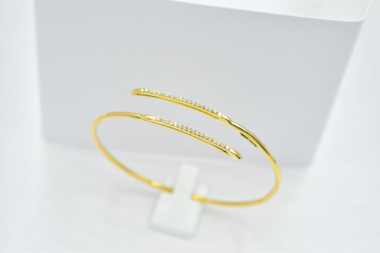 14K Solid Gold Bangle Bracelet • Handmade Open Cuff • Zircon or Diamond Option • Stackable Real Gold Jewellery • Gift for Her • Gift for Mom
