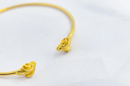 14K Solid Gold Ram Head Bangle,Greek Mythology Bracelet,Aries Zodiac Jewellery, Handcrafted Gold Cuff,Luxury Ancient Animal Bangle