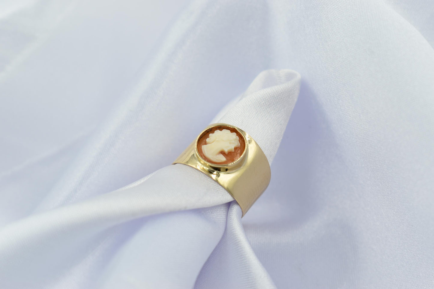 14K Gold Natural Cameo Handmade Ring,Handcrafted Cameo Ring,Vintage Exclusive Jewellery,Victoria Cameo Ring,Gift for Mom & Her