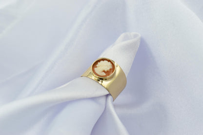 14K Gold Natural Cameo Handmade Ring,Handcrafted Cameo Ring,Vintage Exclusive Jewellery,Victoria Cameo Ring,Gift for Mom & Her