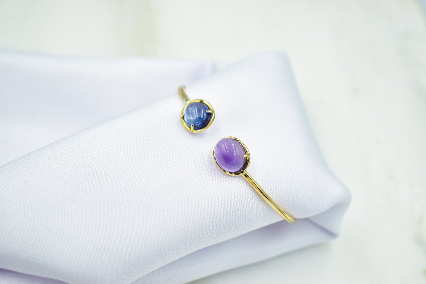 14K Gold Bracelet Amethyst,Dainty Natural Amethyst Bangle Bracelet,Custom Gold Bangle,Graduation Gift for Her,Wedding & Engagement Gift