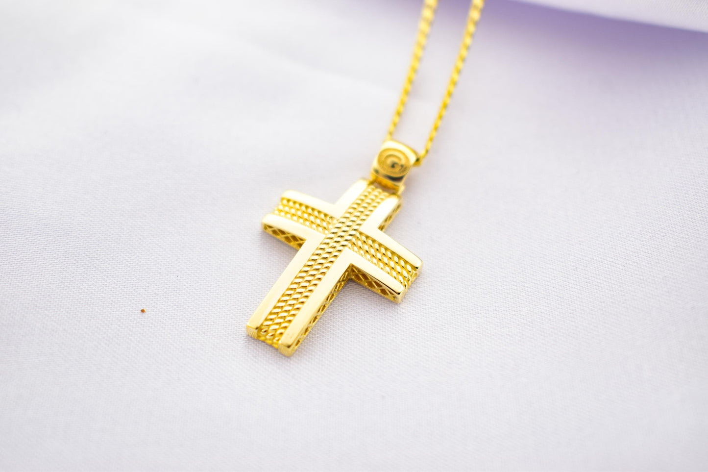 Ανδρικοί Σταυροί 14K Gold Polished Cross Pendant with Textured Center | Elegant Double-Sided Design | Men’s & Women’s Necklace Option , Baptism Gift