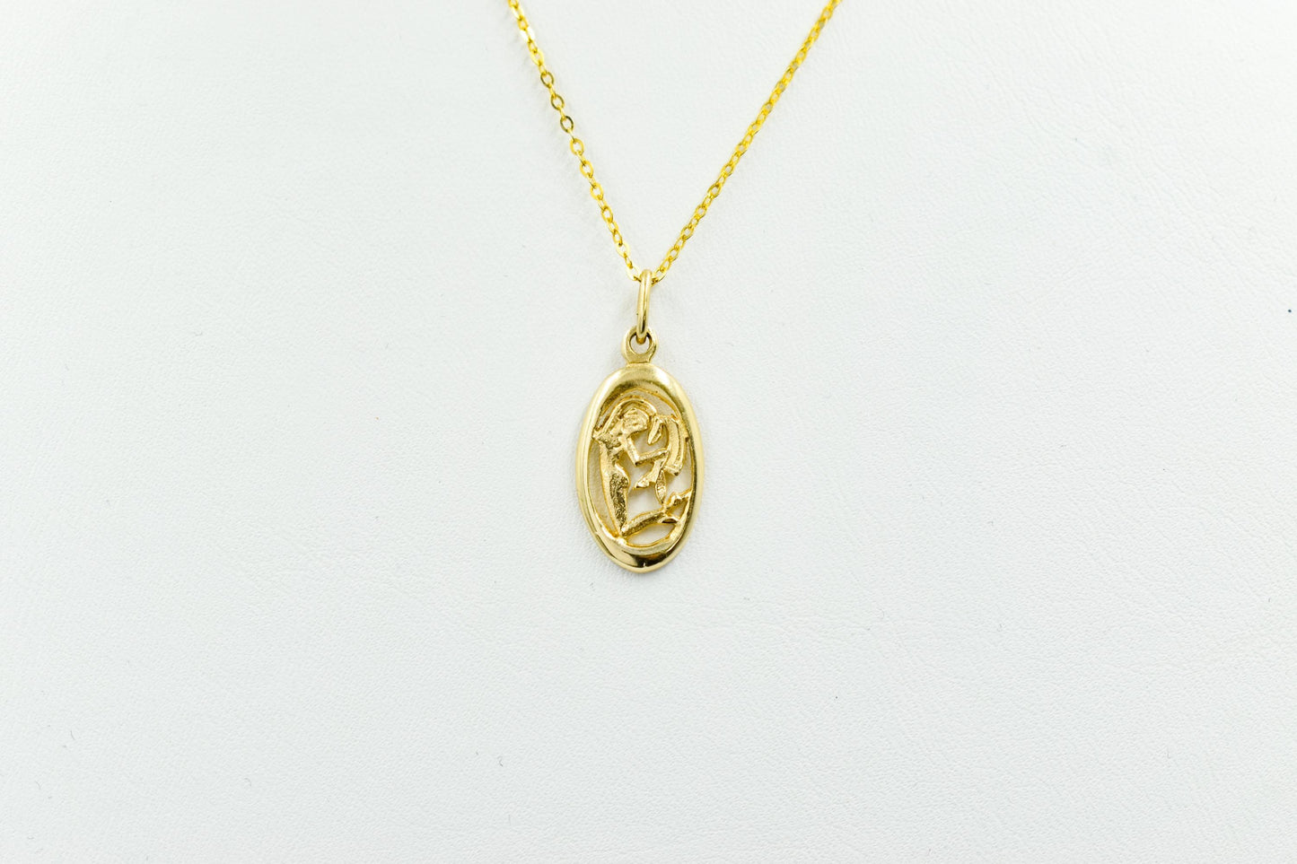 Χρυσό Μενταγιόν Παρθένος 14Κ