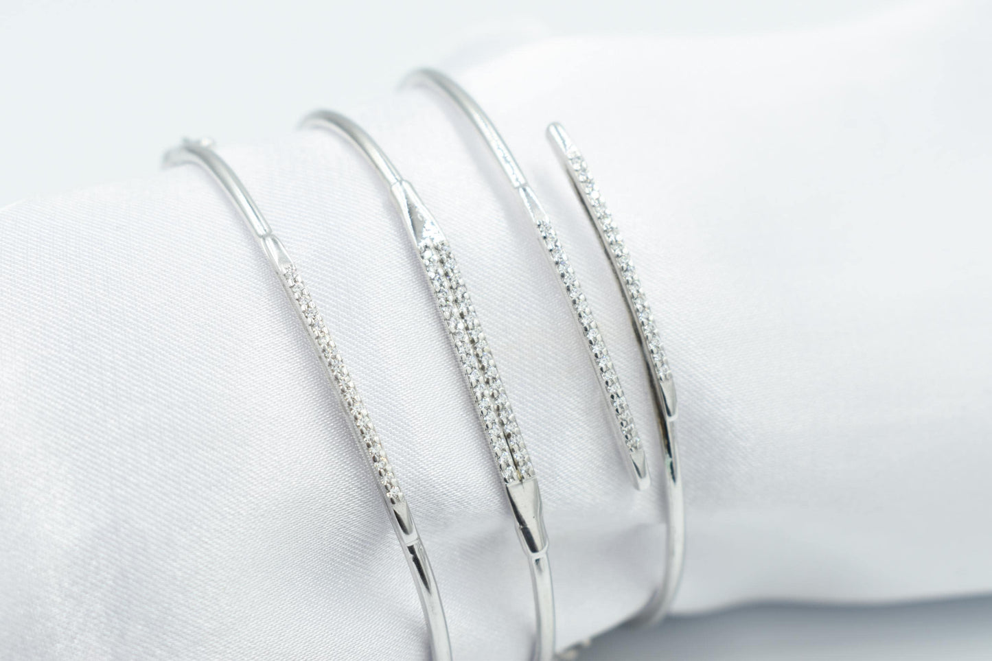 14K White Gold Diamond Bangle Bracelet, Natural Diamond VS/SI Gold Bangl,White Gold Cuff Bangle,Gold Bangle Bracelet