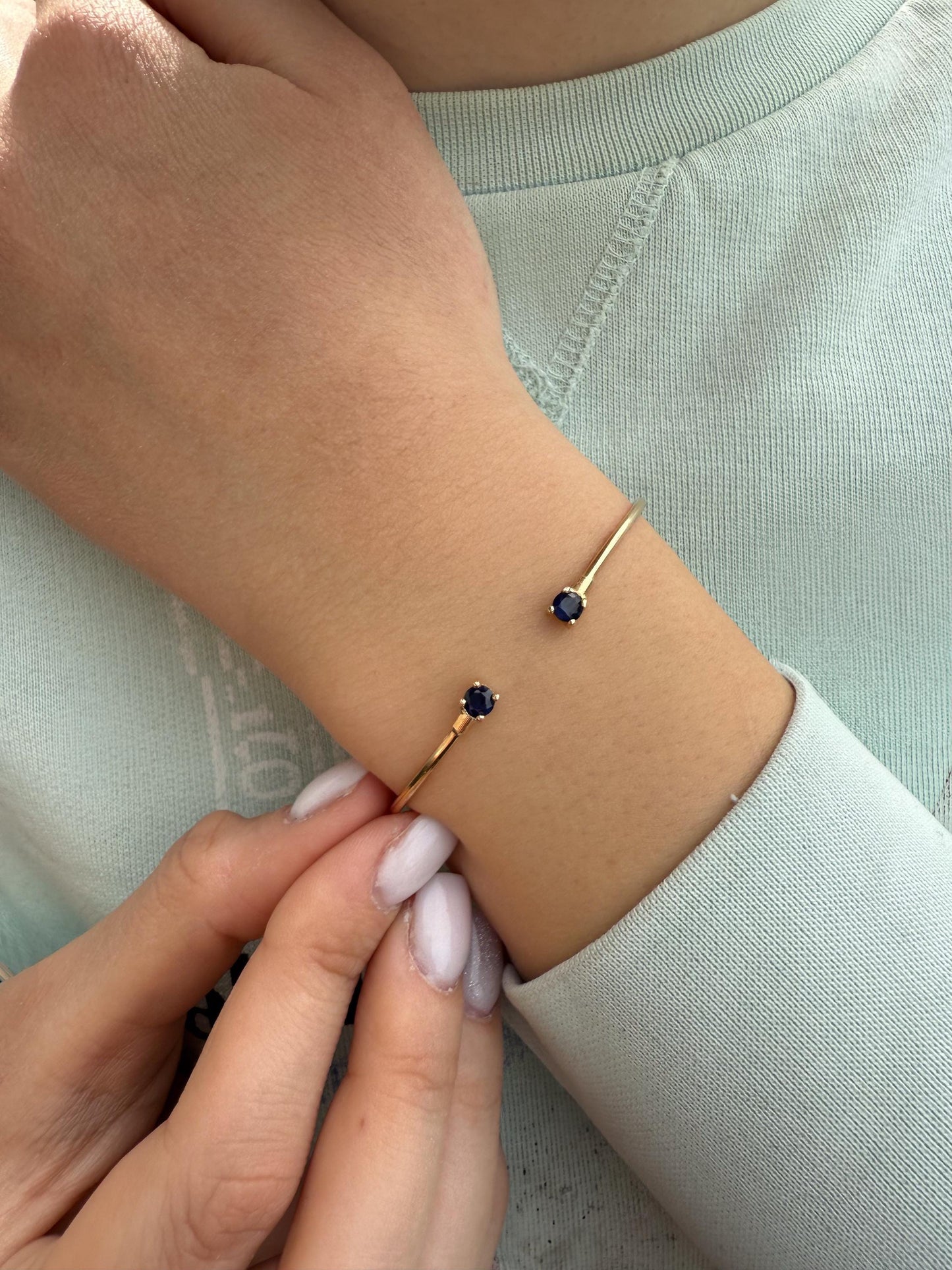 14K Gold Solid Bangle Sapphire,Luxury Sapphire Bangle, Bridal & Engagement Bangle,Bangle Sapphire Bracelet,Dainty Sapphire Bracelet