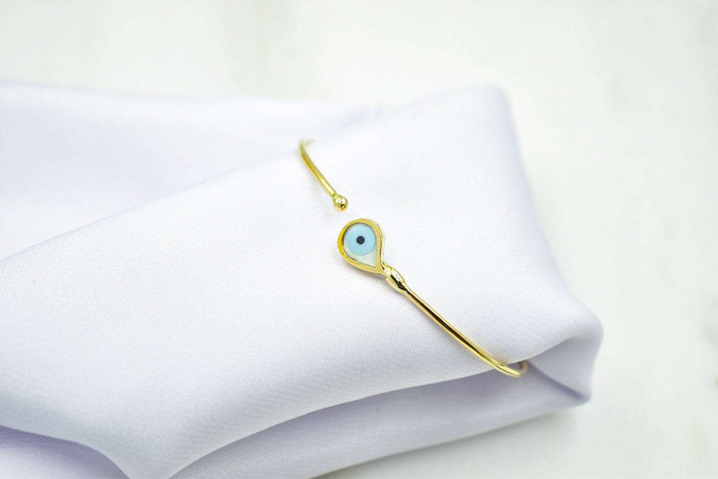 14K Gold Evil Eye Bracelet,Bangle Mother of Pearl Evil Eye,Lucky Blue Eye Bracelet,Protective Gift for Everyday Use,Gift for Mom & Her