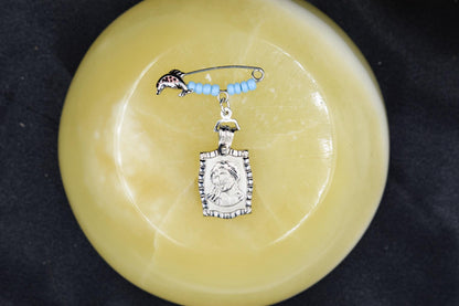 Φυλαχτό Χριστός Διπλής Όψης με Καρφίτσα Τυρκουάζ Κ14