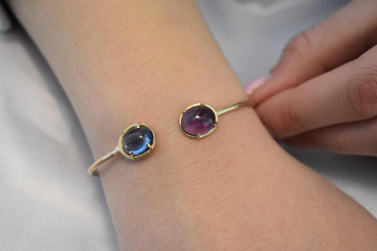 14K Gold Bracelet Amethyst,Dainty Natural Amethyst Bangle Bracelet,Custom Gold Bangle,Graduation Gift for Her,Wedding & Engagement Gift