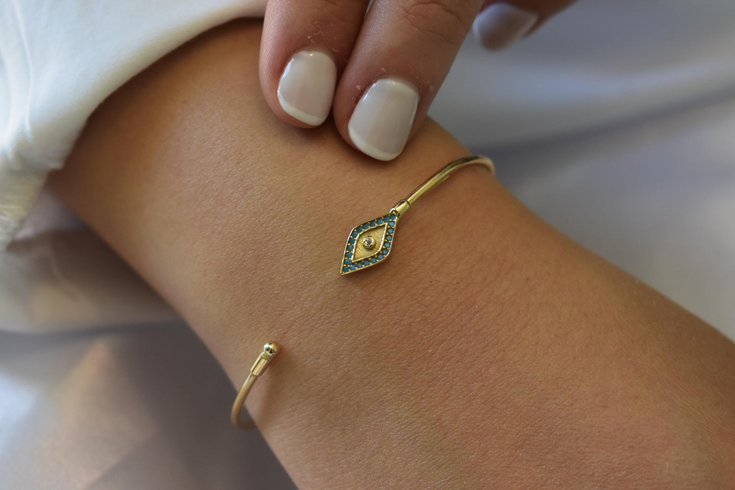 14K Gold Evil Eye Bracelet Turquoise,14K Protective Jewelry,14k Gold Bangle Bracelet,Diamond Dainty Gold Bracelet,Gift for Mom or Her