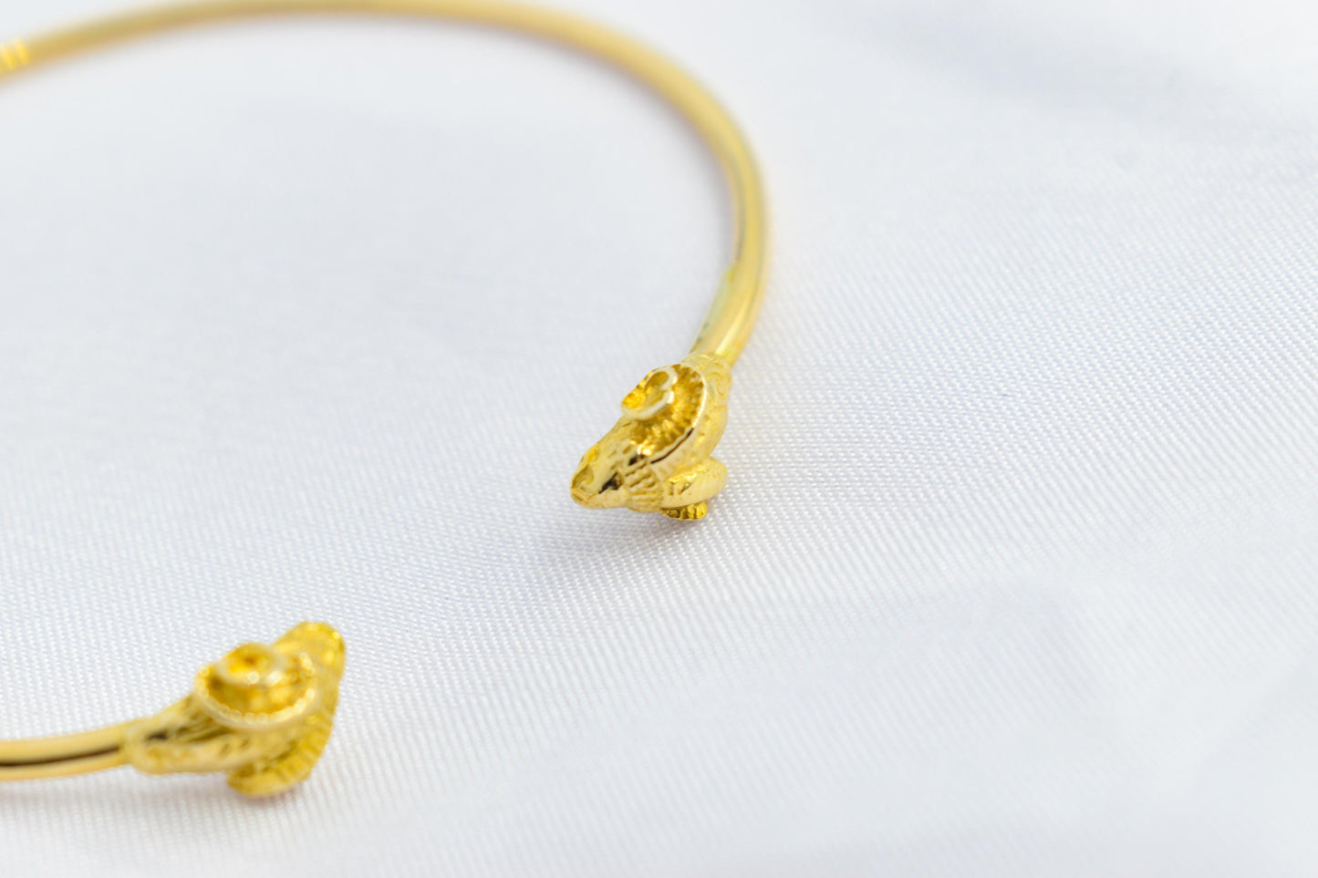 14K Solid Gold Ram Head Bangle,Greek Mythology Bracelet,Aries Zodiac Jewellery, Handcrafted Gold Cuff,Luxury Ancient Animal Bangle