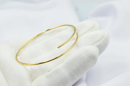 14k Plain Gold Classic Bangle Slip on Bracelet,Handmade Gold Bangle Bracelet,Elegance Minimalist Bangle Bracelet,Cuff Bangle for Her