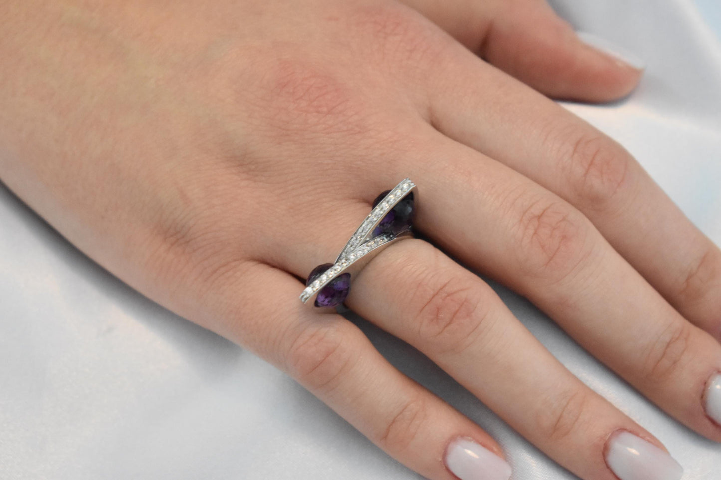 14K Solid Gold Amethyst Ring,Elegant Unique Design Stackable Jewellery Ring,Wedding & Engagement Stacking Ring,Amethyst Ring,Round Amethyst