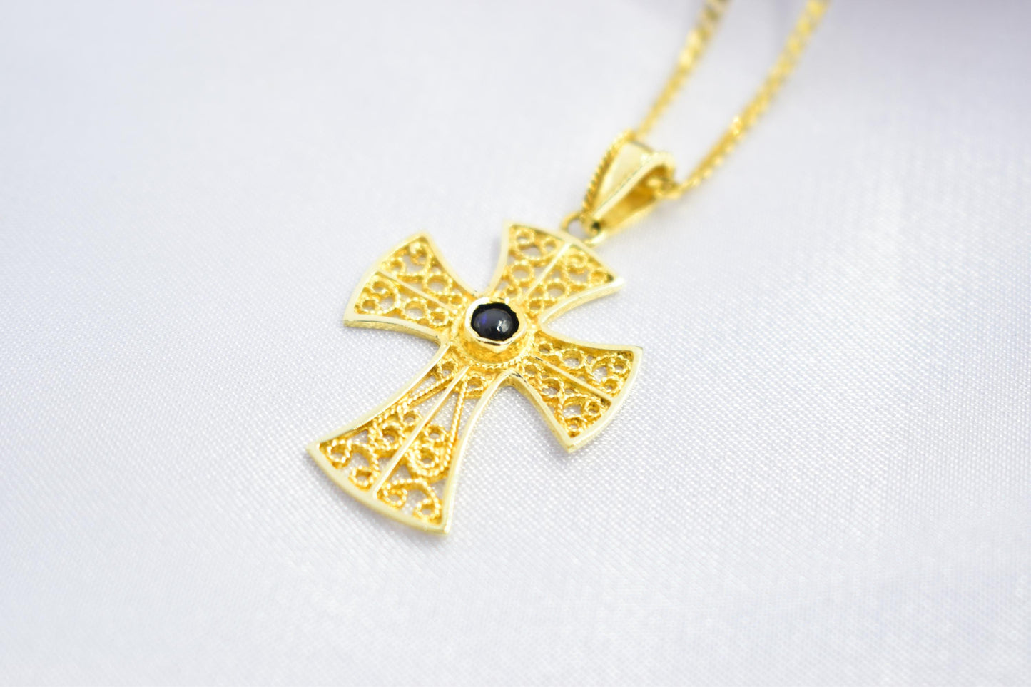 γυναικα Byzantine 14K Gold Cross with Natural Sapphire | Handmade Filigree Orthodox Pendant | Baptism Gift | Unisex Necklace with Optional 14K Chain