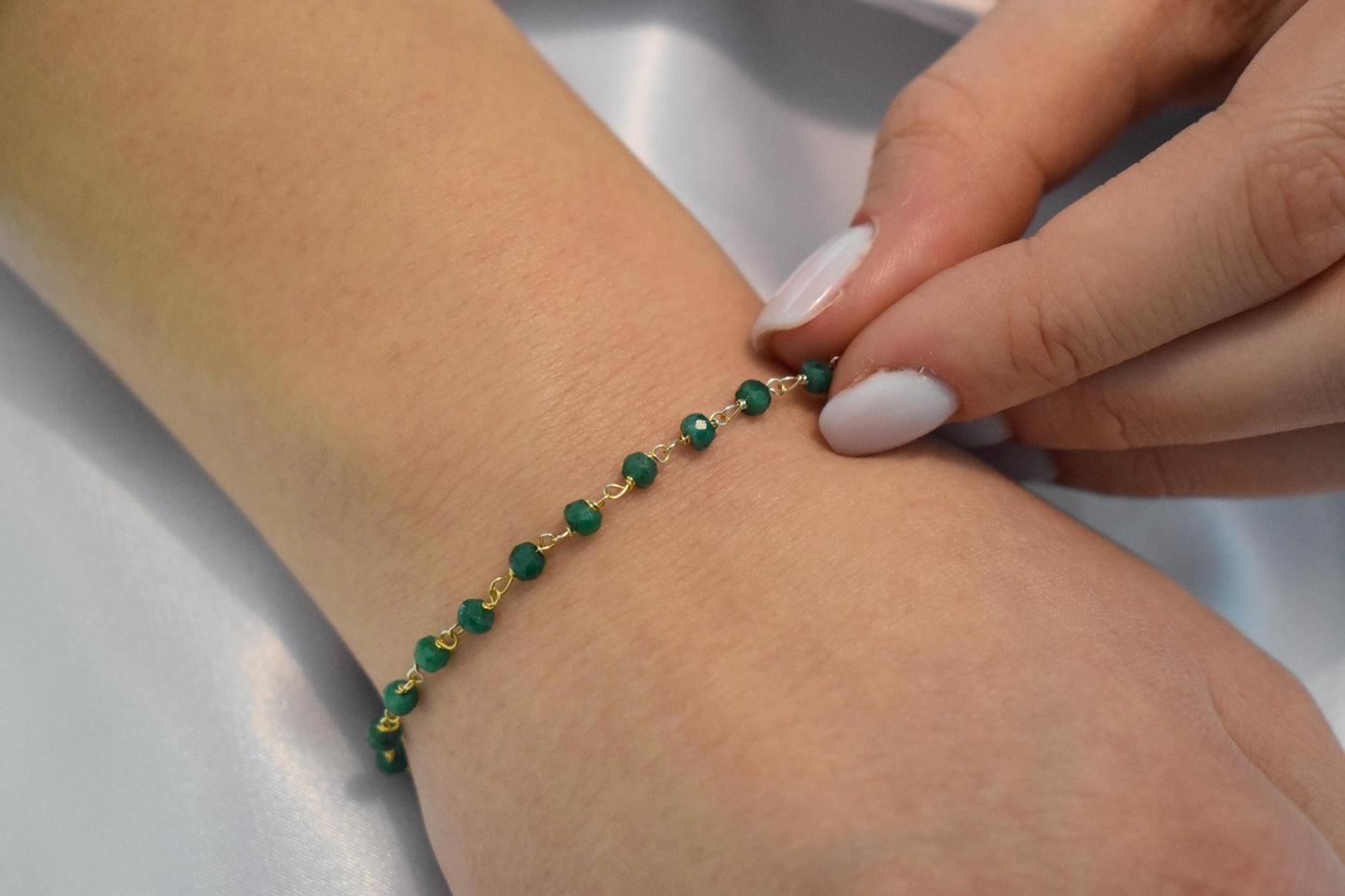 14K Gold Emerald Rosary Bracelet,Emerald Bracelet,Natural Emerald Chain Gold Bracelet,Real Emerald Bracelet,Gold Thin Chain Bracelet for Her