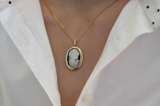 Κρεμαστό Μαύρο Καμέο Ρητίνης Κ14