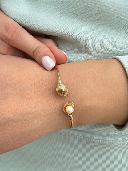 14K Gold Shell Bangle Bracelet,Natural Pearl Shell Bracelet,Wedding & Engagement Bracelet,Exclusive Gift,Greek Summer Jewellery Collection