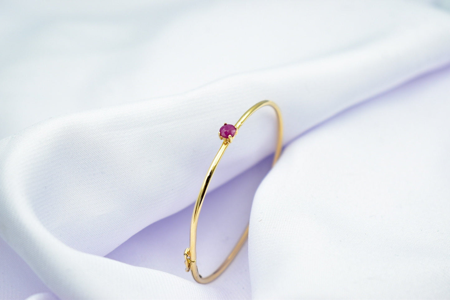 14K Gold Ruby Bracelet,Gold Bangle with Ruby,Gold Bracelet for Women,Ruby Gemstone Jewellery,Elegant Ruby Wristwear,Ruby for Mom & Her