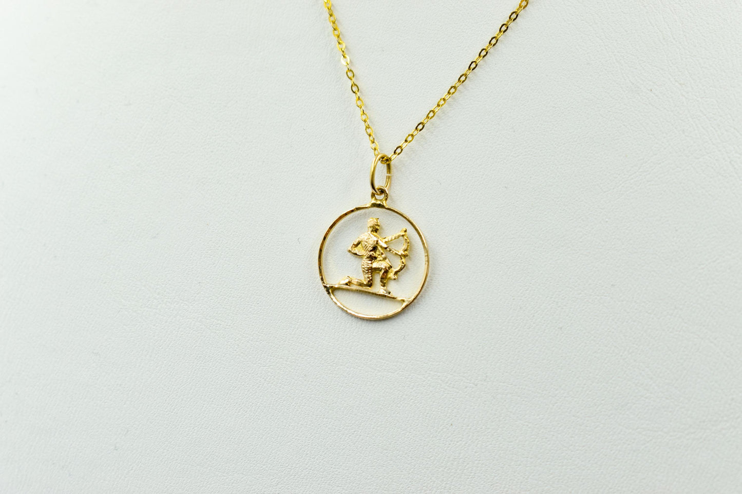 Χρυσό Μενταγιόν Τοξότης 14Κ Κύκλος