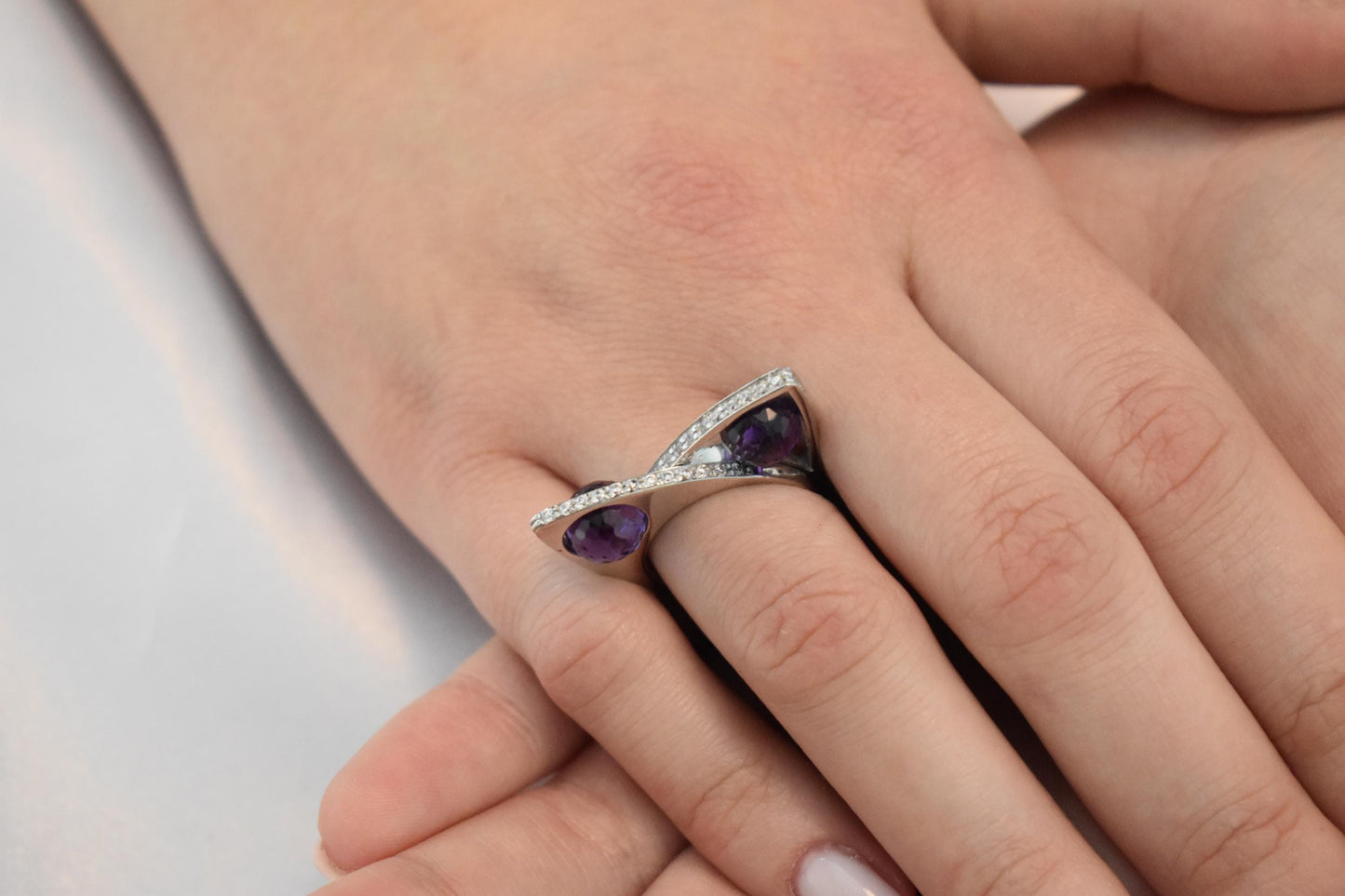 14K Solid Gold Amethyst Ring,Elegant Unique Design Stackable Jewellery Ring,Wedding & Engagement Stacking Ring,Amethyst Ring,Round Amethyst